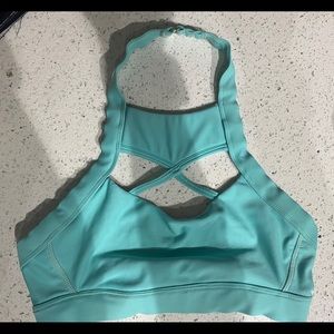 Chestee sports bra